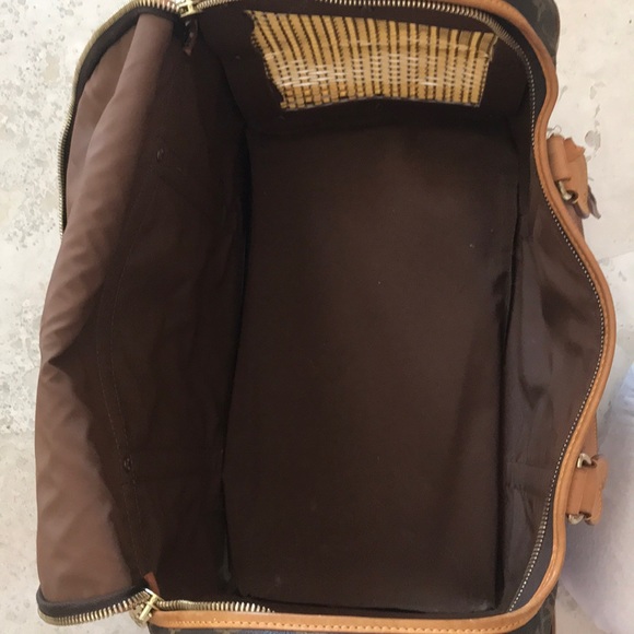 🐕🦺Louis Vuitton Pet Carrier 🐕🦺 - Picture 10 of 12